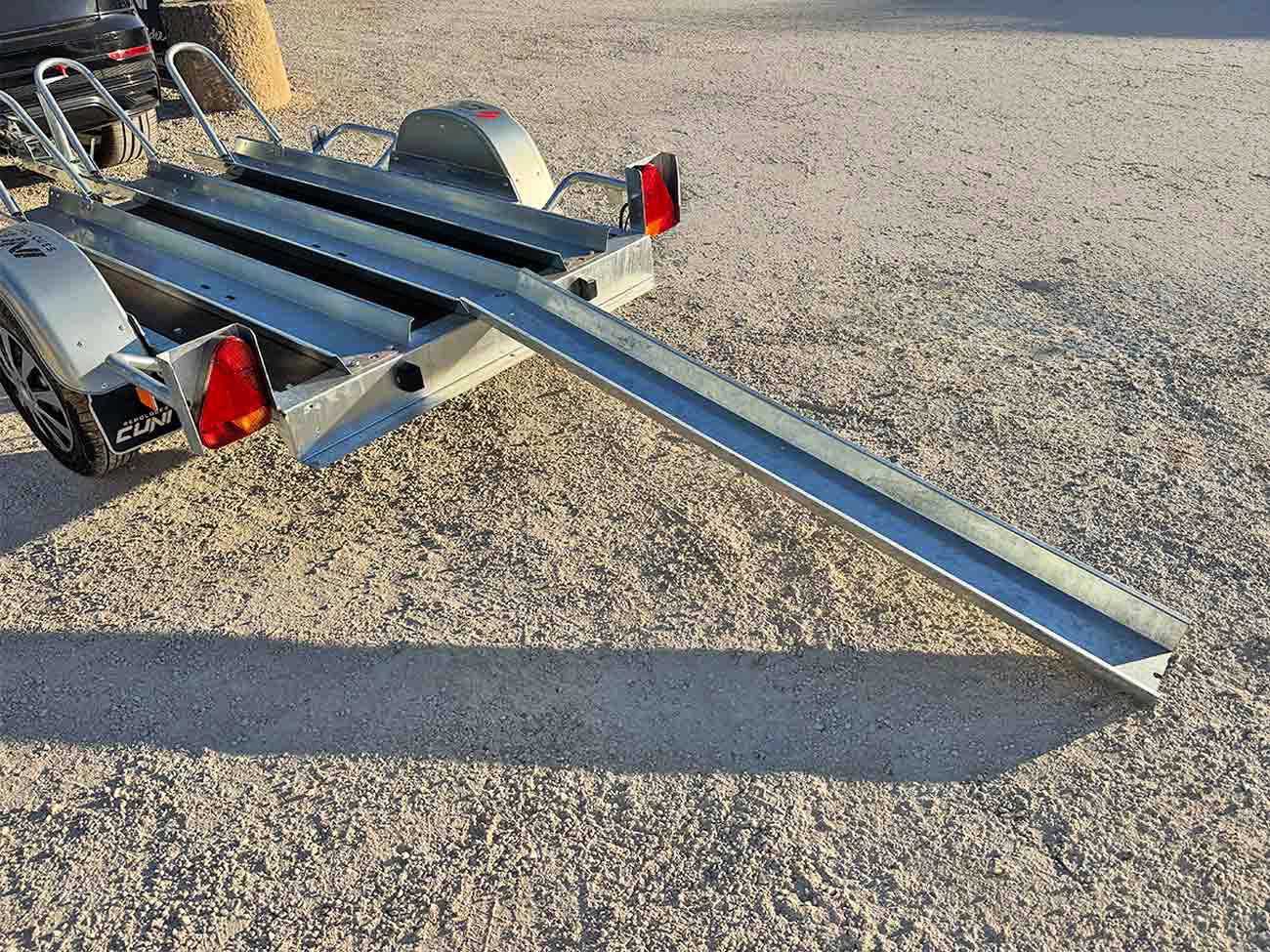 Remolque para 3 motos de alquiler 8 Remolque para 3 motos de alquiler - Imagen 7