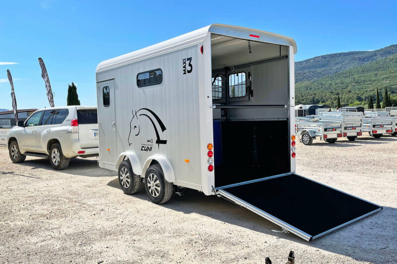 Remolque para 3 caballos Miniimax 2