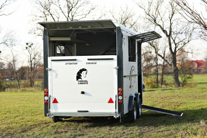 Remolque para 3 caballos Miniimax 21