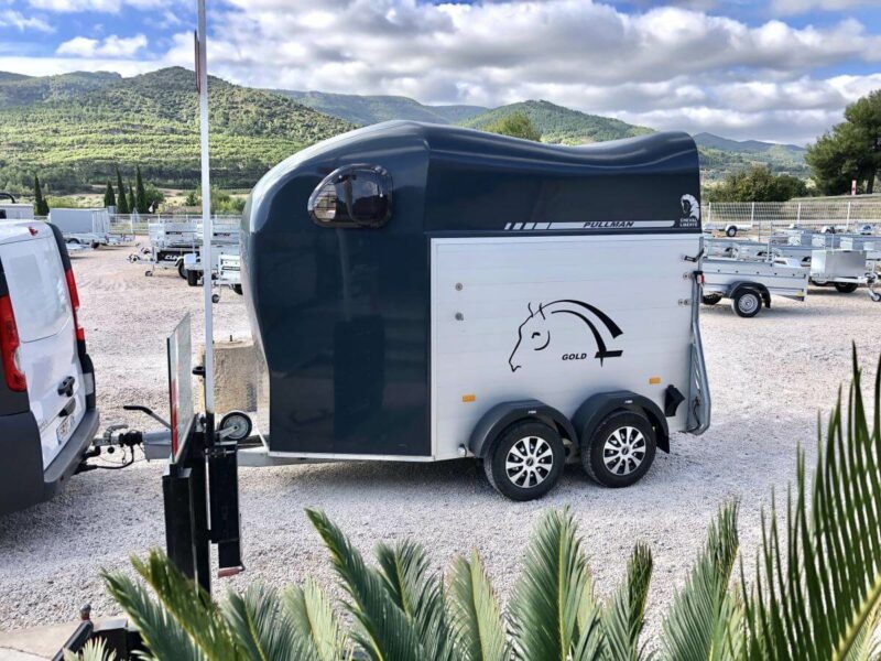 alquiler Remolque para dos caballos Cheval Liberte Gold 5