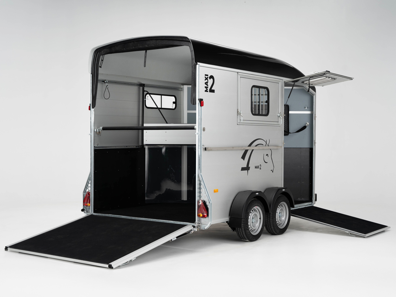 remolque caballos maxi 2 cheval liberte 4