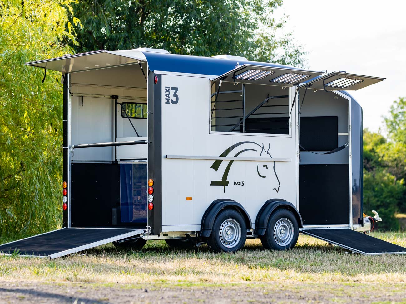 Remolque para 3 caballos Minimax