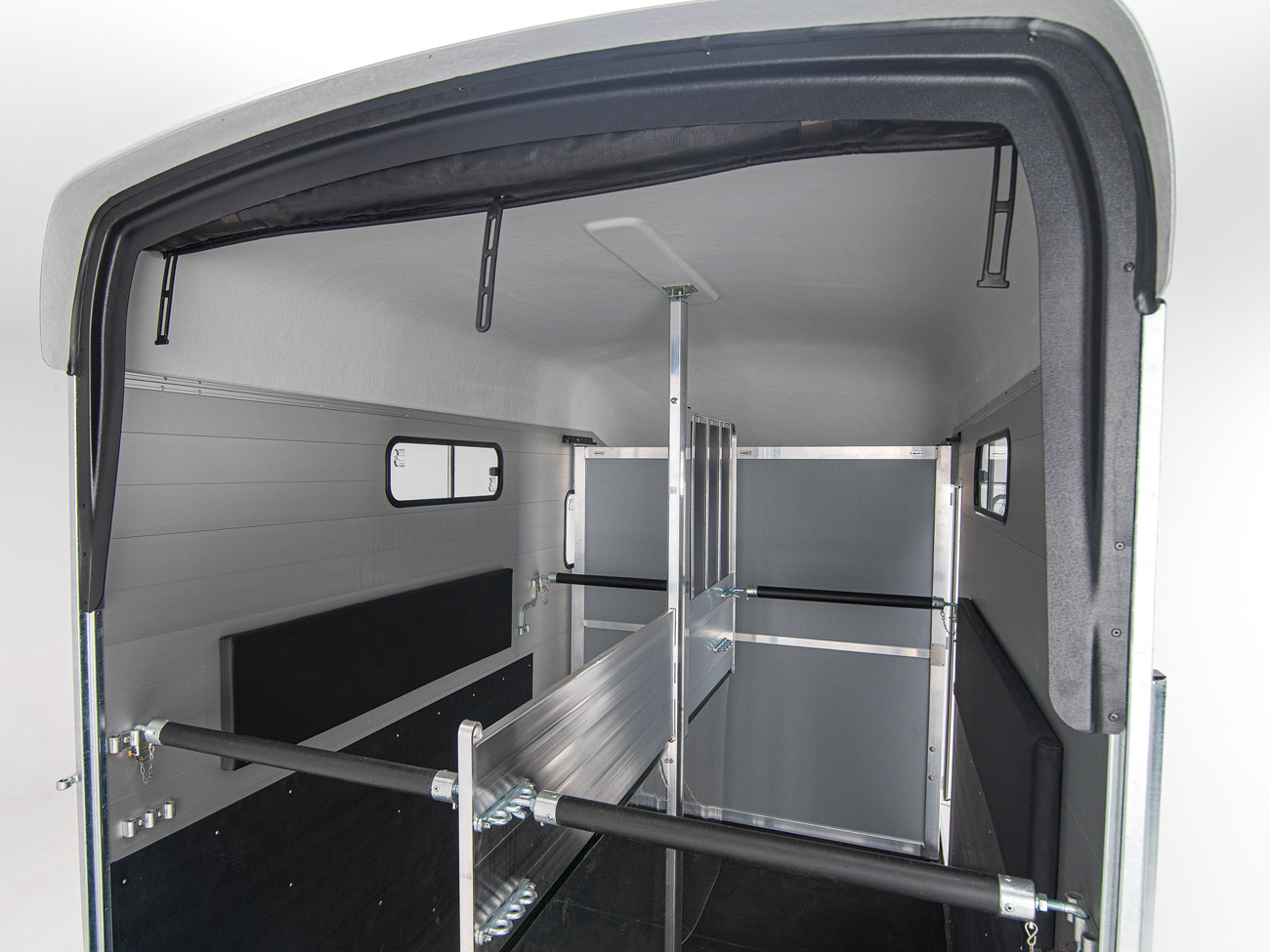 Remolque para 2 caballos Multimax 17 Remolque para 2 caballos Multimax - Imagen 16