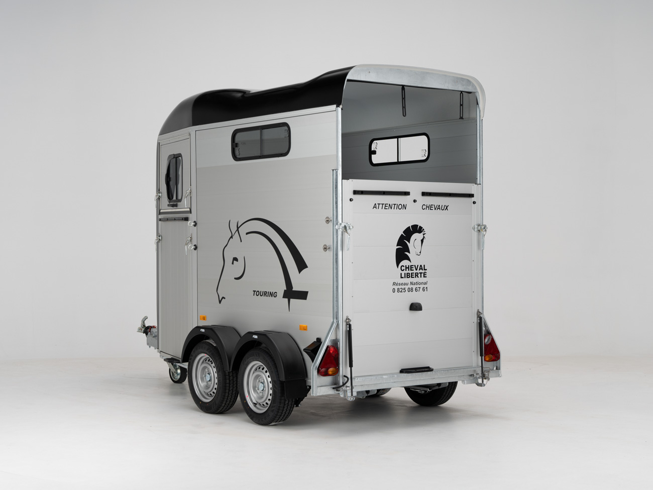 Remolque para 1 caballo y medio Touring One 8 Remolque para 1 caballo y medio Touring One - Imagen 7