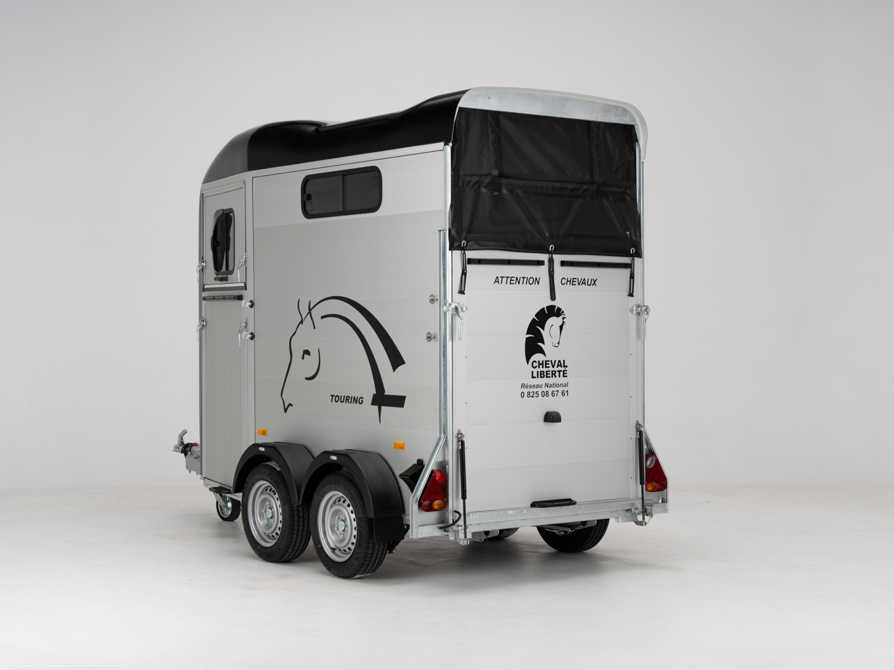 Remolque para 1 caballo y medio Touring One 9 Remolque para 1 caballo y medio Touring One - Imagen 8