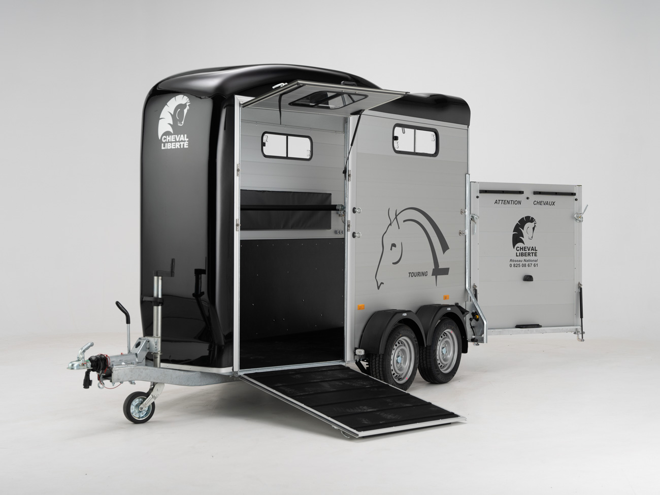 Remolque para 1 caballo y medio Touring One 10 Remolque para 1 caballo y medio Touring One - Imagen 9