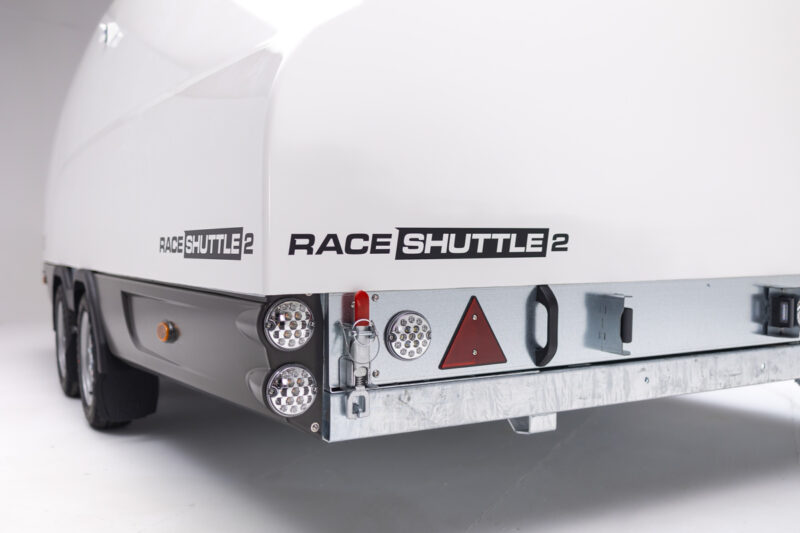 race shuttle 2 brian james trailers remolques cuni 24