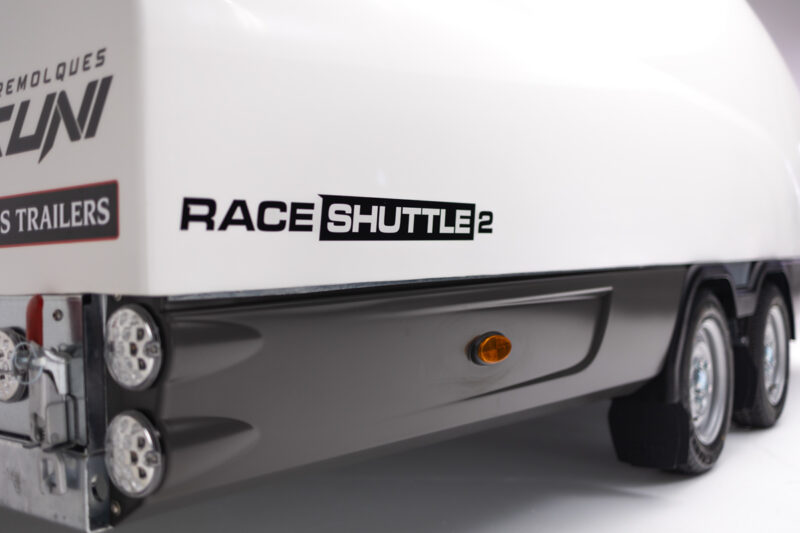 race shuttle 2 brian james trailers remolques cuni 8