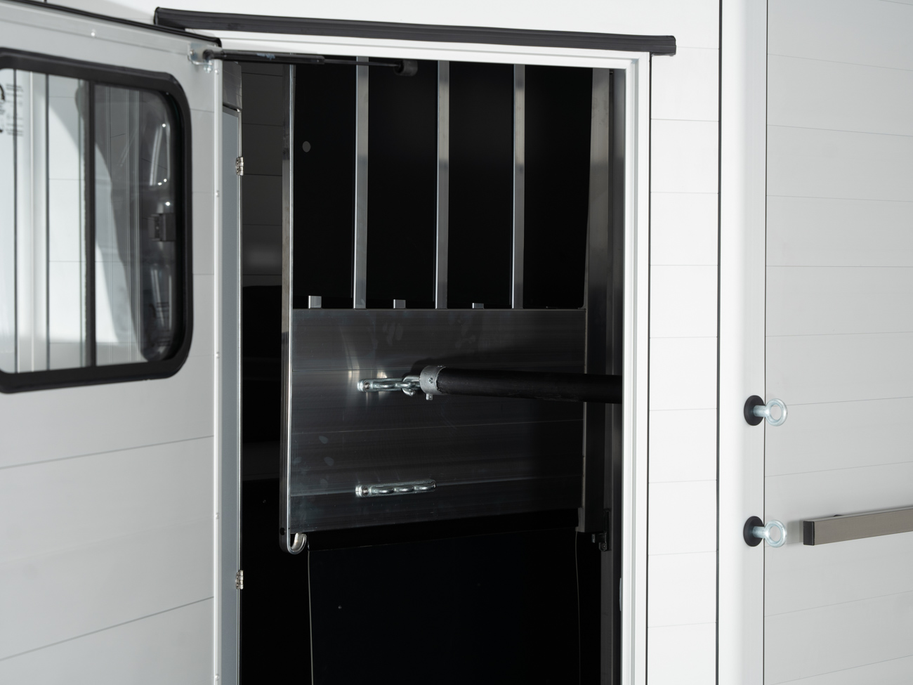 Remolque para 2 caballos Touring Jumping 18 Remolque para 2 caballos Touring Jumping - Imagen 17