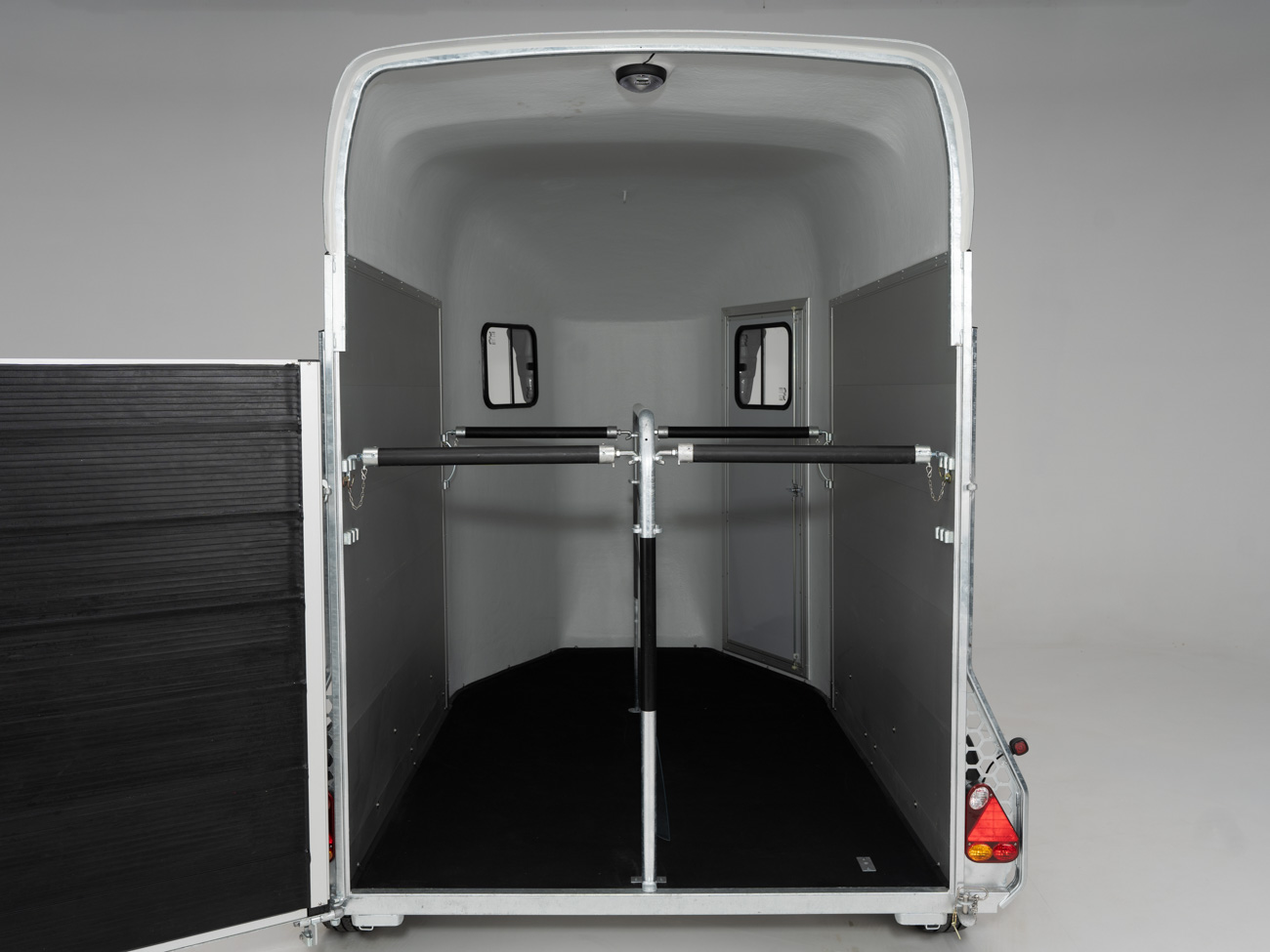 Remolque van para 2 caballos Gold ORIGINS 19 Remolque van para 2 caballos Gold ORIGINS - Imagen 18