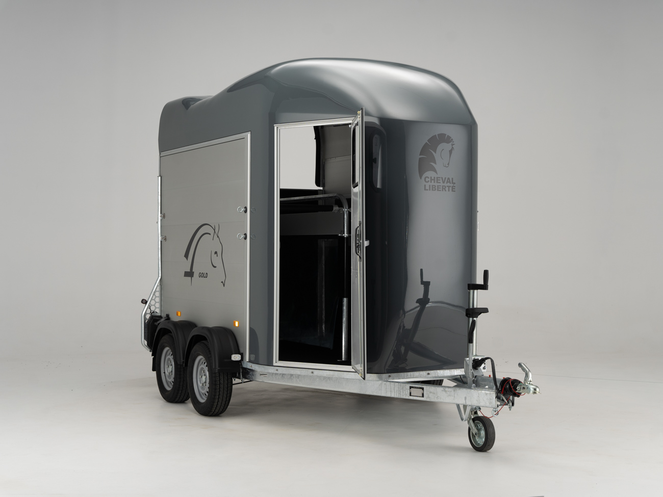 Remolque van para 2 caballos Gold ORIGINS 5 Remolque van para 2 caballos Gold ORIGINS - Imagen 4