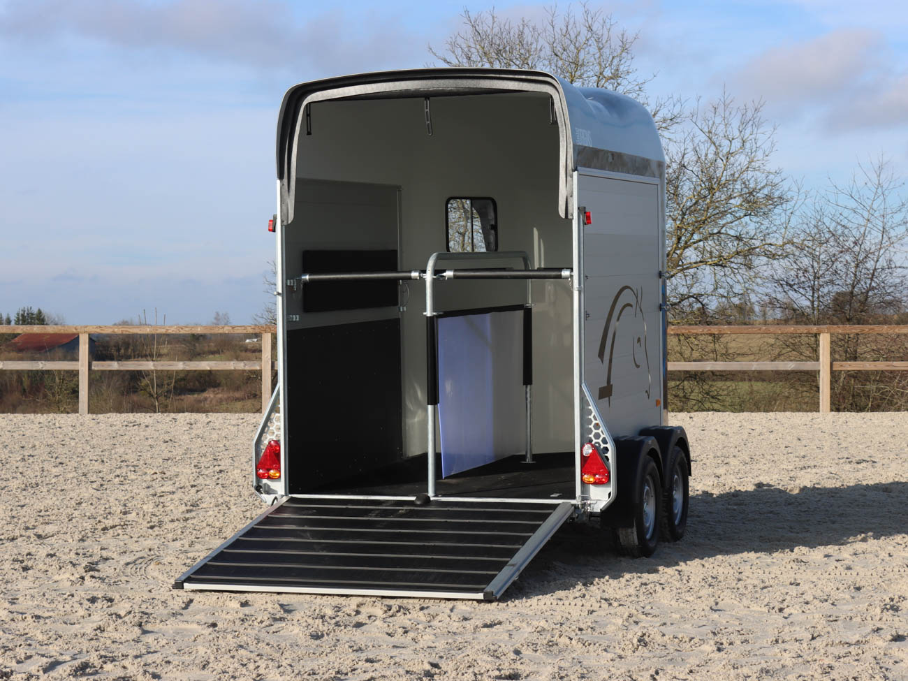 Remolque van para 2 caballos Gold ORIGINS 32 Remolque van para 2 caballos Gold ORIGINS - Imagen 31