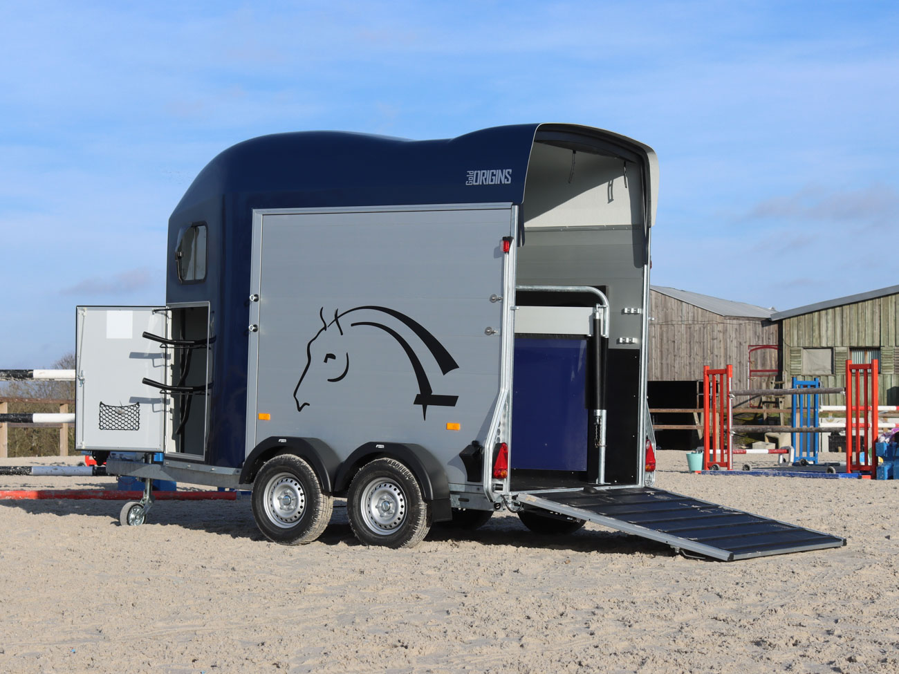 Remolque van para 2 caballos Gold ORIGINS 3 Remolque van para 2 caballos Gold ORIGINS - Imagen 2