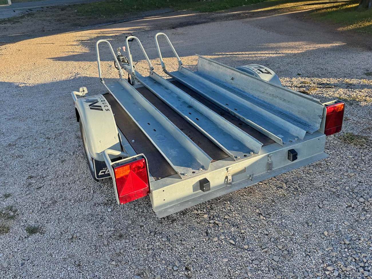 Remolque para tres motos SEGUNDA MANO 5 Remolque para tres motos SEGUNDA MANO - Imagen 4