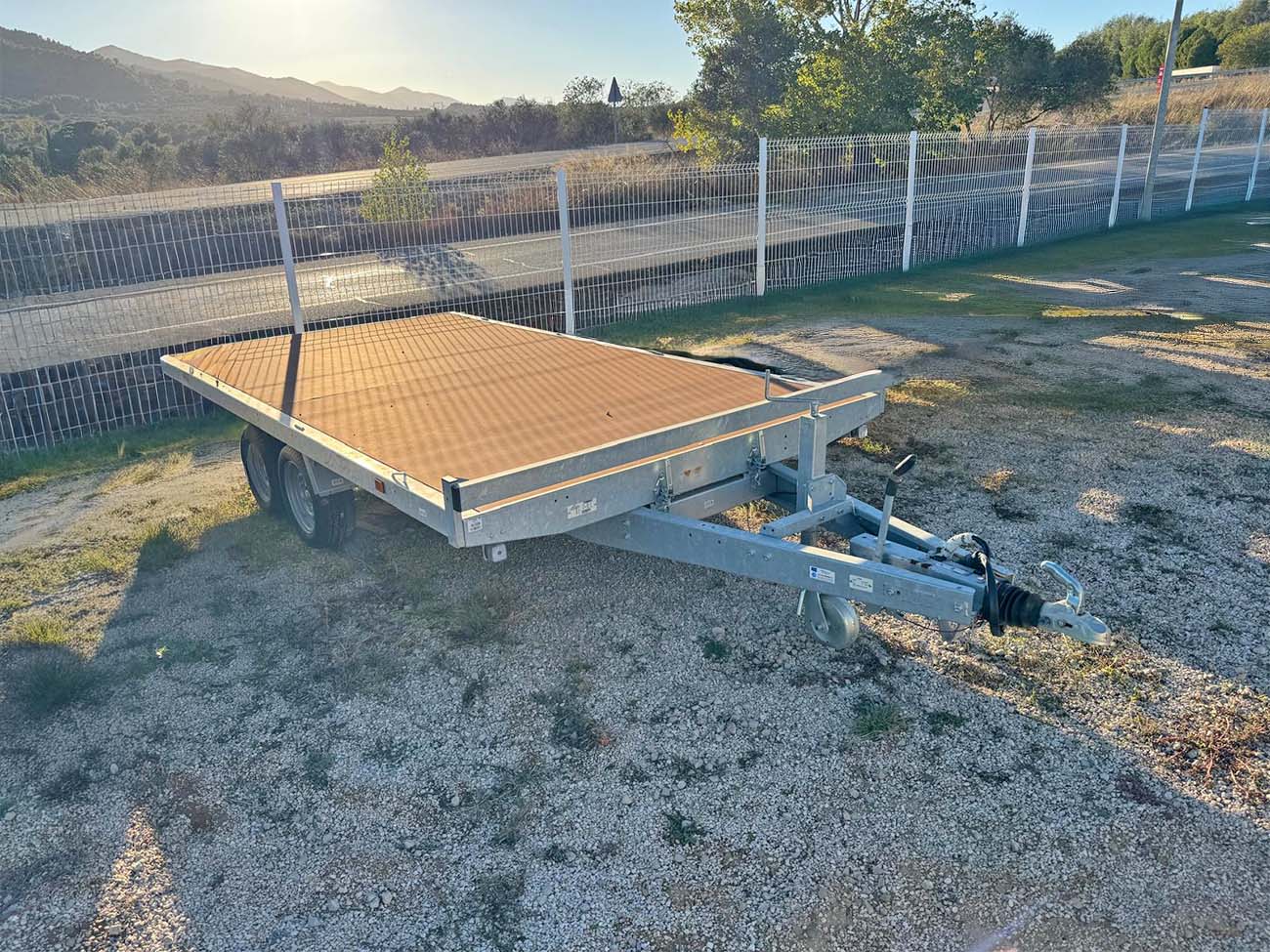 Remolque plataforma TOPLINE 660 OUTLET 6 Remolque plataforma TOPLINE 660 OUTLET - Imagen 5