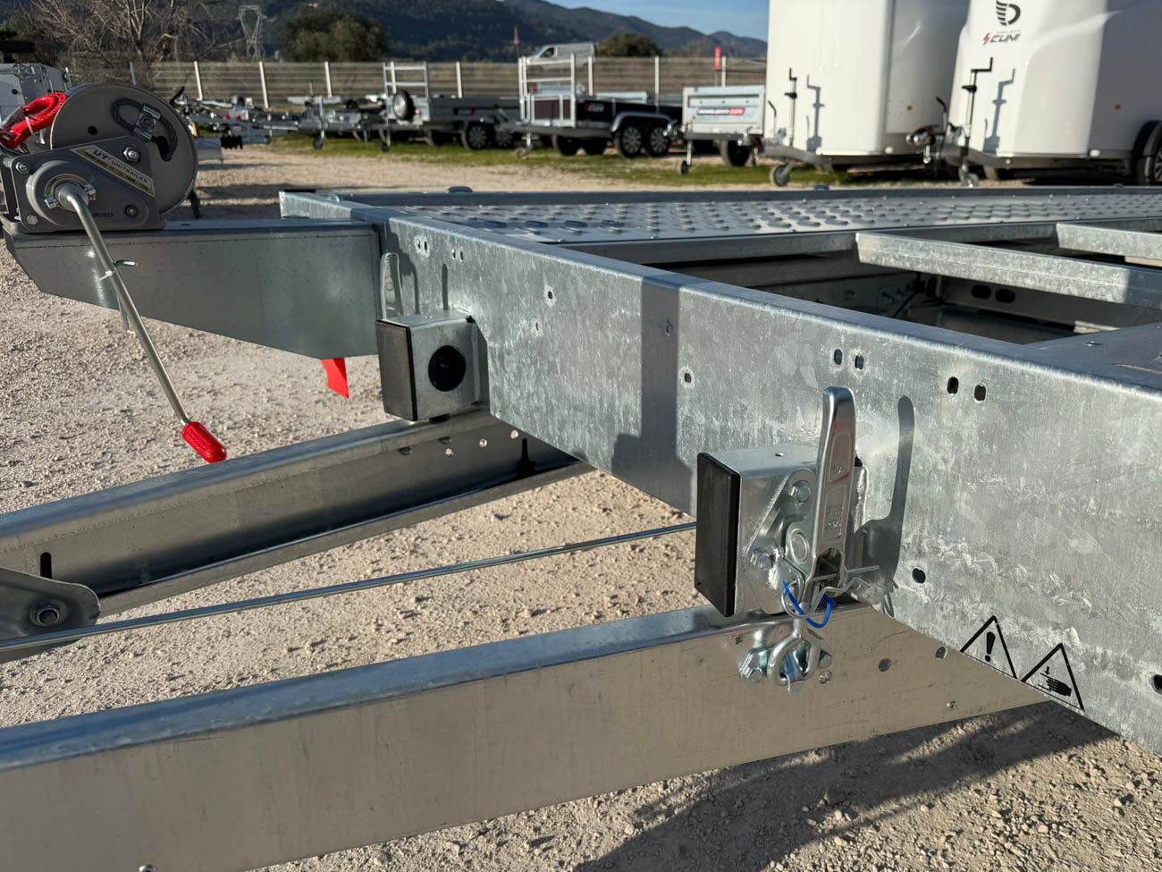 Remolque portacoches SEPANG 3000kg 8 Remolque portacoches SEPANG 3000kg - Imagen 7